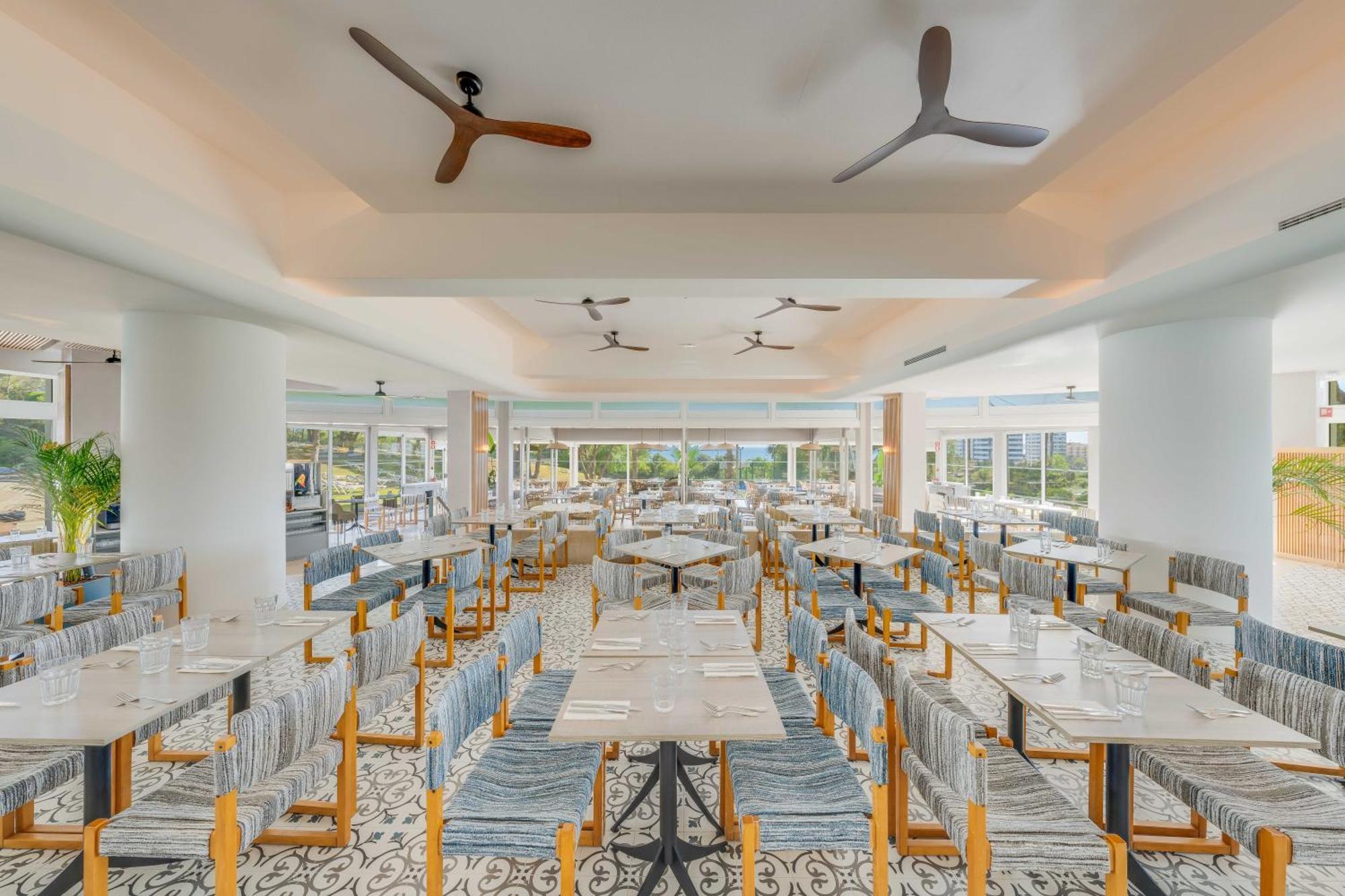 Pestana Blue Alvor Beach Екстер'єр фото The buffet at the hotel